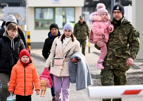 допомога українським біженцям в польщі