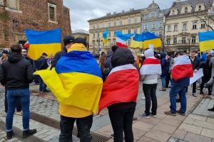 помощь беженцам из украины в польше