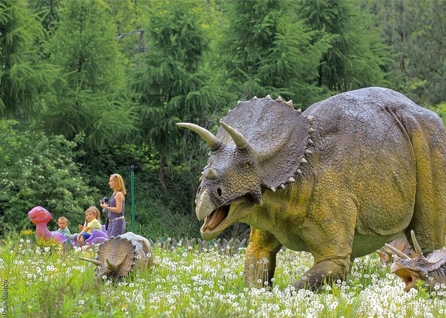 Парк динозавров JuraPark (Красеюв)