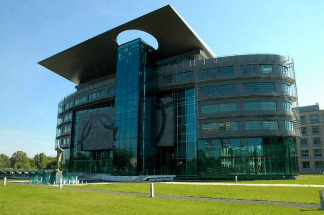 Музей спорта и туризма (Варшава)