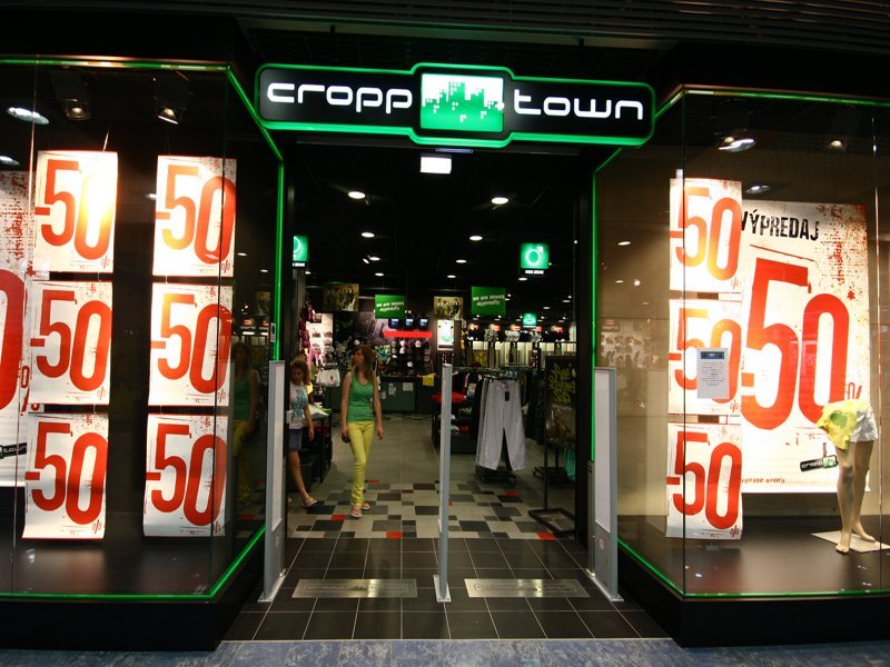 Cropp (Кроп) магазин одежды и обуви в Польше 