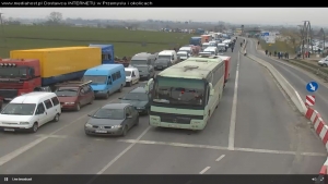 черга на кордоні