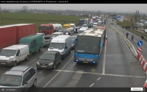 черги на кордоні