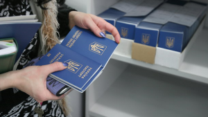 як отримати паспорт українця в польщі 2022