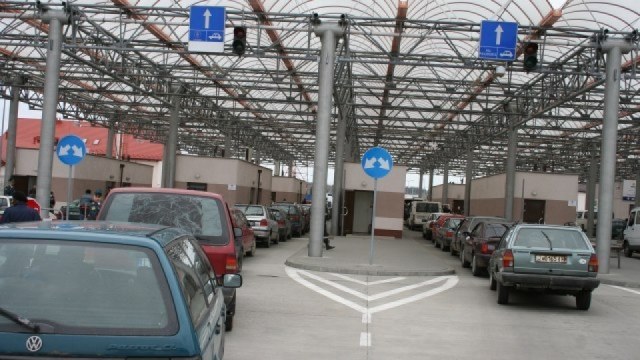 Очереди на границе с Польшей