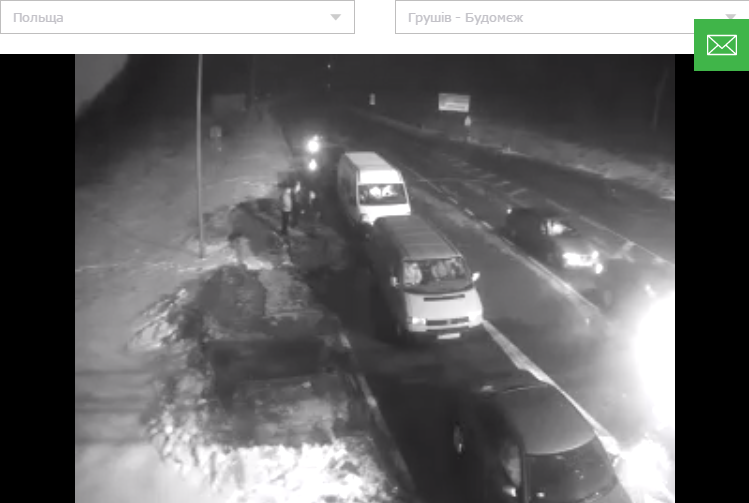 черга на кордоні