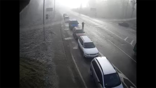 черга на кордоні