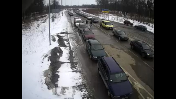 черга на кордоні