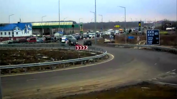 черги на кордоні