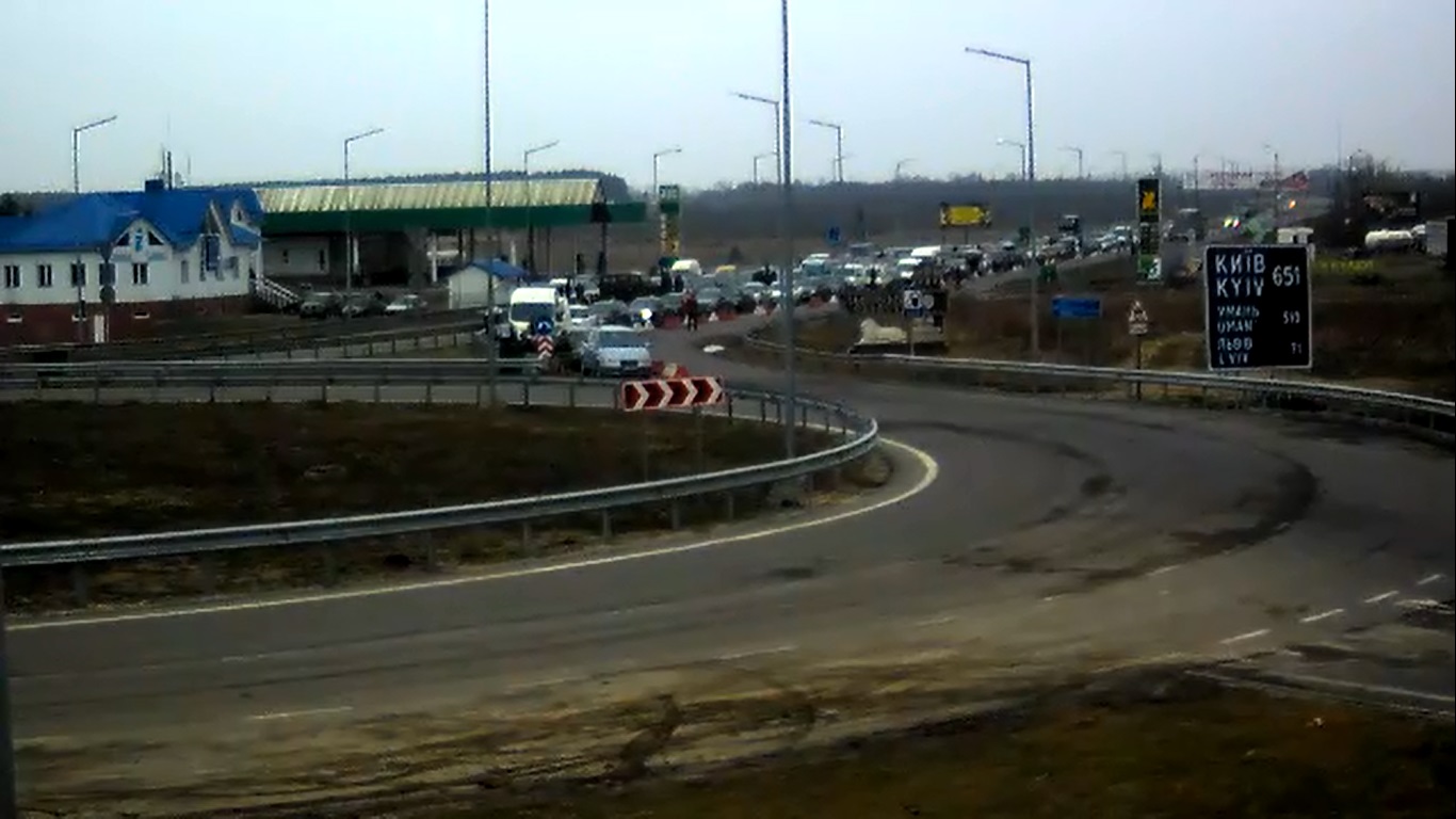 черги на кордоні