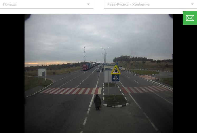 черга на кордоні