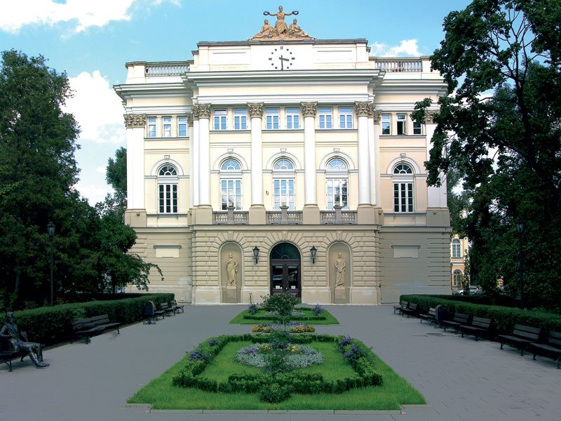 Варшавський університет (Uniwersytet Warszawski) навчання в Польщі, освіта за кордоном